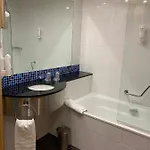 Express By Ihg Отель
