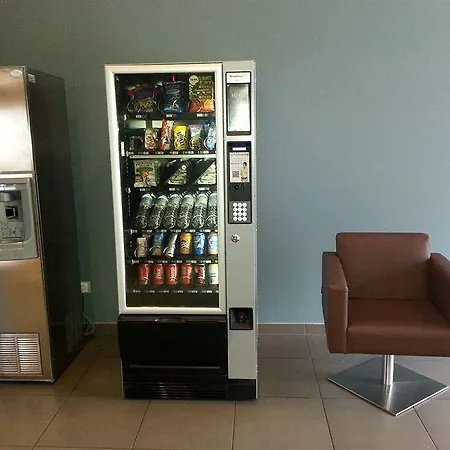 Express By Ihg Hotel