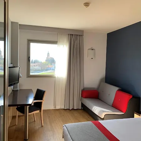 Express By Ihg Βιτόρια-Γκαστέις