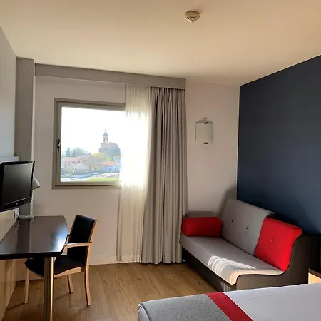 维多利亚快捷假日酒店 酒店 维多利亚-加斯特伊兹