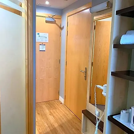 Express By Ihg 3*