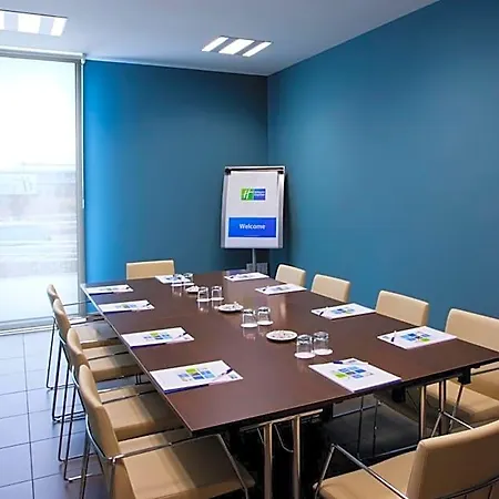 Express By Ihg 3*
