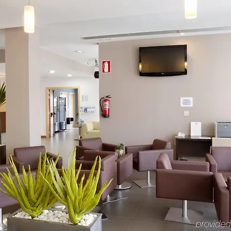 维多利亚快捷假日酒店 酒店 维多利亚-加斯特伊兹