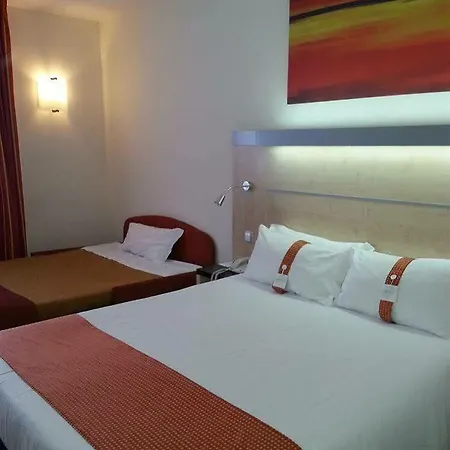 维多利亚快捷假日酒店 维多利亚-加斯特伊兹