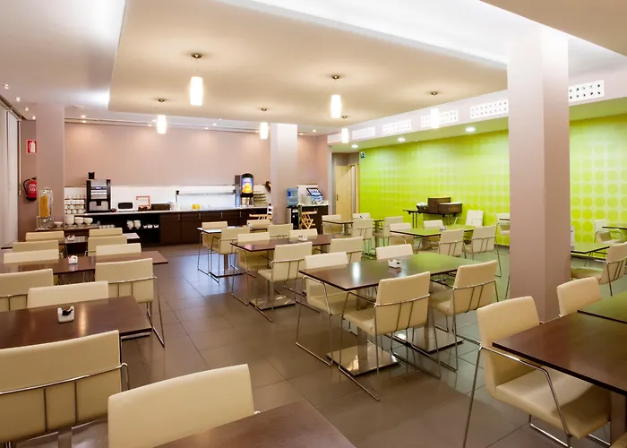 Express By Ihg Hotel