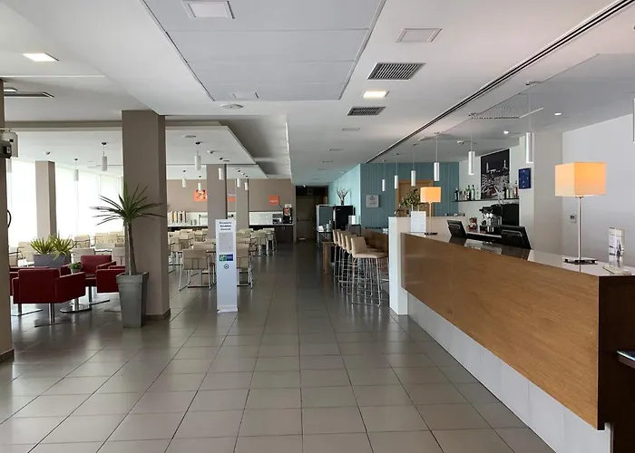 Express By Ihg Hotel Vitoria-Gasteiz