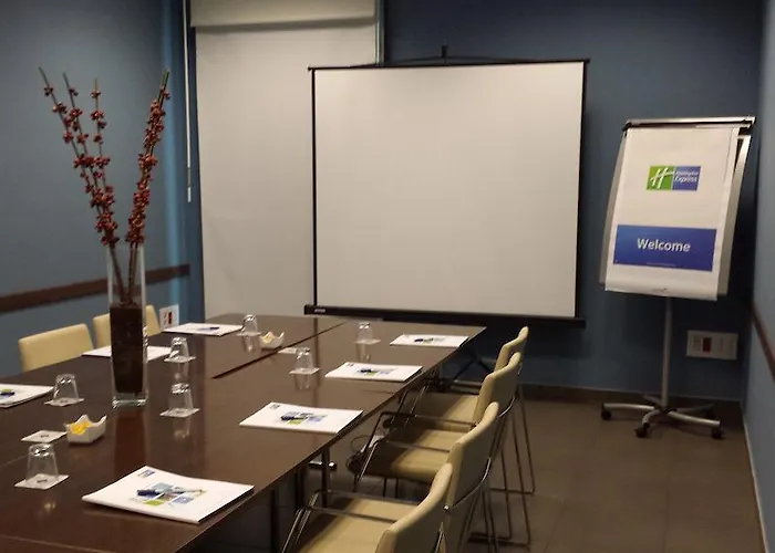 Hotel Express By Ihg 3*