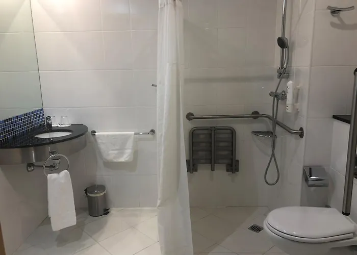 Express By Ihg Hotel