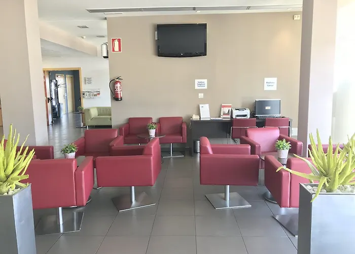 Express By Ihg Hotel