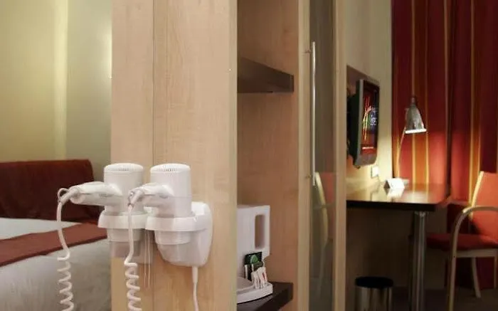 Hotel Express By Ihg